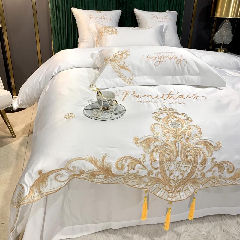 Luxury White Smooth Silk Cotton Gold Embroidery Bedding Set Tassels Duvet Cover Fitted Sheet Bed Sheet Pillowcases Home Textiles
Luxury White Smooth Silk Cotton Gold Embroidery Bedding Set Tassels Duvet Cover Fitted Sheet Bed Sheet Pillowcases Home Textiles