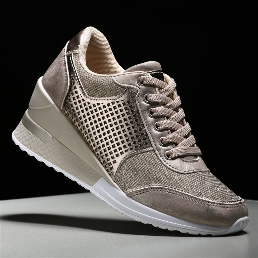 Women Height Increase Wedge Shoes Big Size -43 Walking Sneakers Black Gold Sport Shoes Ladies Chunky Platform Sneakers 201218
Women Height Increase Wedge Shoes Big Size -43 Walking Sneakers Black Gold Sport Shoes Ladies Chunky Platform Sneakers 201218