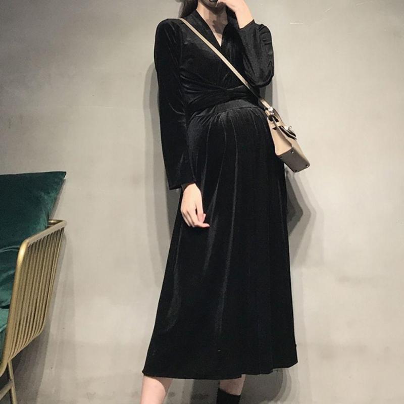 2020 Fashion Velvet Maternity Long Dress Elegant V Neck High Waist Slim Clothes For Pregnant Women Pregnancy Clothing Plus Size LJ201125