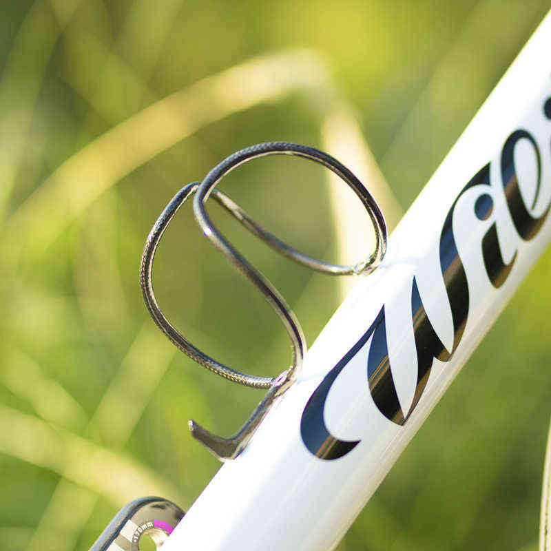 Carbon Bottle Cages Bicycle Bidon Holder Ultra Light Fiber Road Bike MTB Water Bottle 7 Grams Cup Cycle Accessories 220208