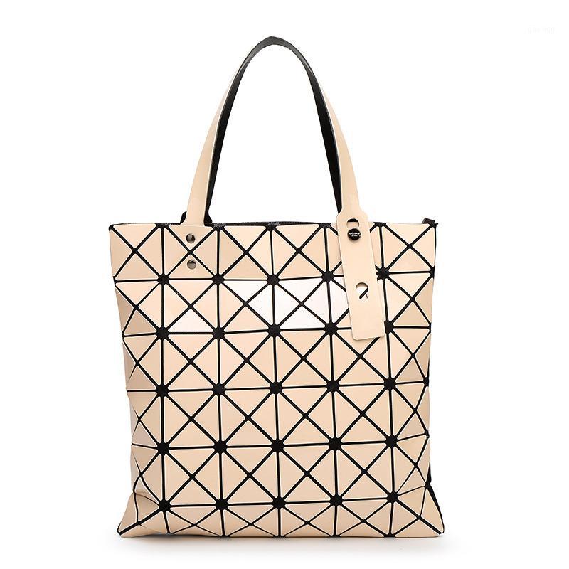 Handbag Female Folded Geometric Plaid Bag Fashion Casual Tote BAO BAO Women Handbag BaoBao Bag Shoulder1, White
Handbag Female Folded Geometric Plaid Bag Fashion Casual Tote BAO BAO Women Handbag BaoBao Bag Shoulder1, White