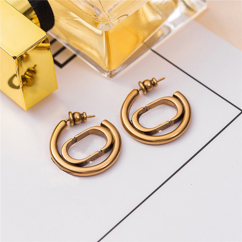 2022 Hoop Earrings Designer Earring For Women Jewelry Luxury Stud Fashion Big Circle Gold Earring Letter D Studs Womens Hoops 2203029WU
2022 Hoop Earrings Designer Earring For Women Jewelry Luxury Stud Fashion Big Circle Gold Earring Letter D Studs Womens Hoops 2203029WU