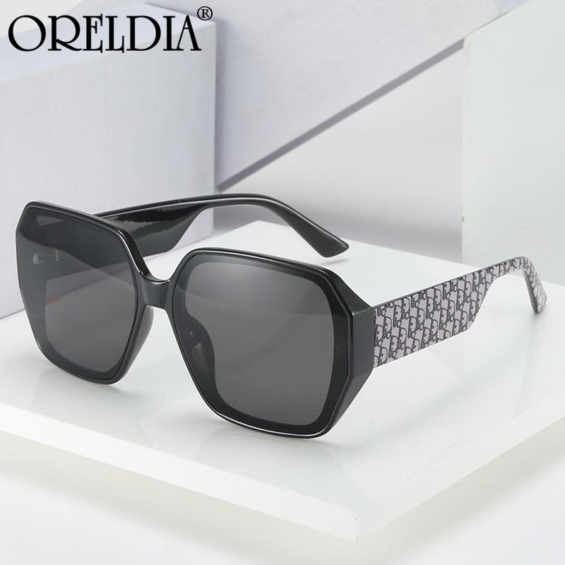 Sunglasses Fashion Classic Big Frame Glasses Men And Women European American Style Well-Known Designer Square
Sunglasses Fashion Classic Big Frame Glasses Men And Women European American Style Well-Known Designer Square