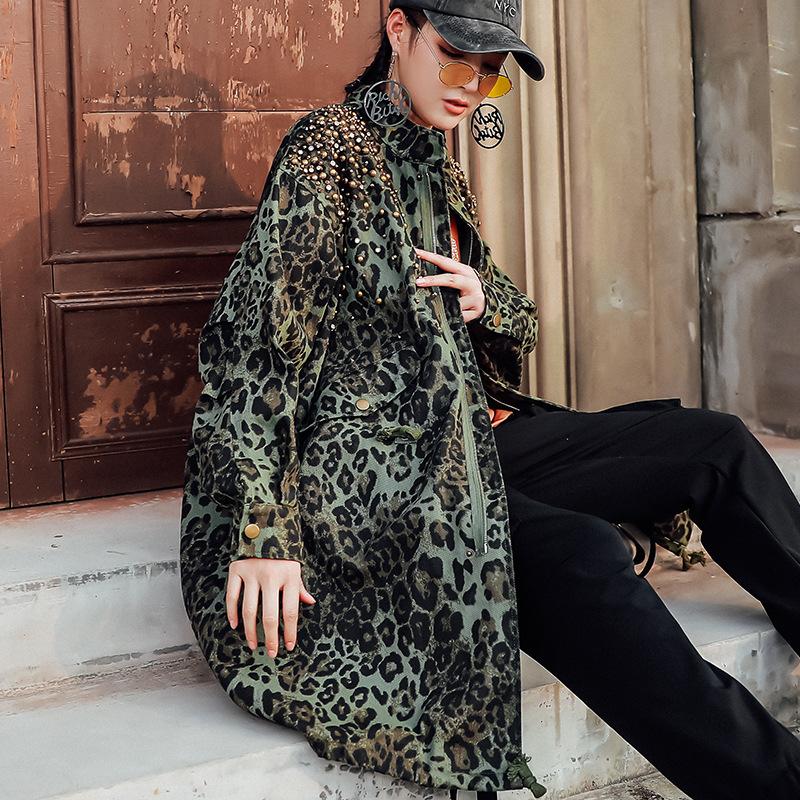 quality Dust coat in the lady's long leopard camouflage heavy coat female rivet the goods add hair thickening blouse big yards, See chart
quality Dust coat in the lady's long leopard camouflage heavy coat female rivet the goods add hair thickening blouse big yards, See chart