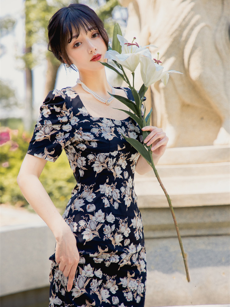 2021 Chiffon in Floral Printing, Square Collar, Short Sleeve, Summer Sheath Mid-calf Robes Dressed As Elegant Fiesta. T2ff, Blue
2021 Chiffon in Floral Printing, Square Collar, Short Sleeve, Summer Sheath Mid-calf Robes Dressed As Elegant Fiesta. T2ff, Blue
