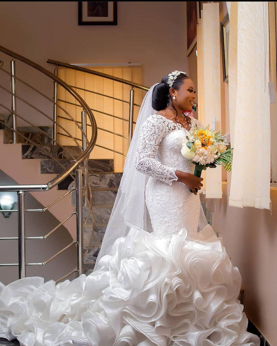 Aso Ebi Luxurious Lace Beaded Wedding Dresses Sheer Neck Crystals Long Sleeve Cascading Ruffles Train African Bridal Gown Plus Size