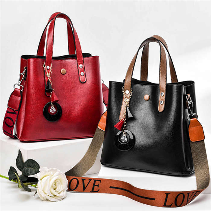 HBP Winter Arrival Women's Handbags Fashion Large Capacity Bags European And American Style Letter Printing Beautiful Single Shoulder Bags, Red
HBP Winter Arrival Women's Handbags Fashion Large Capacity Bags European And American Style Letter Printing Beautiful Single Shoulder Bags, Red