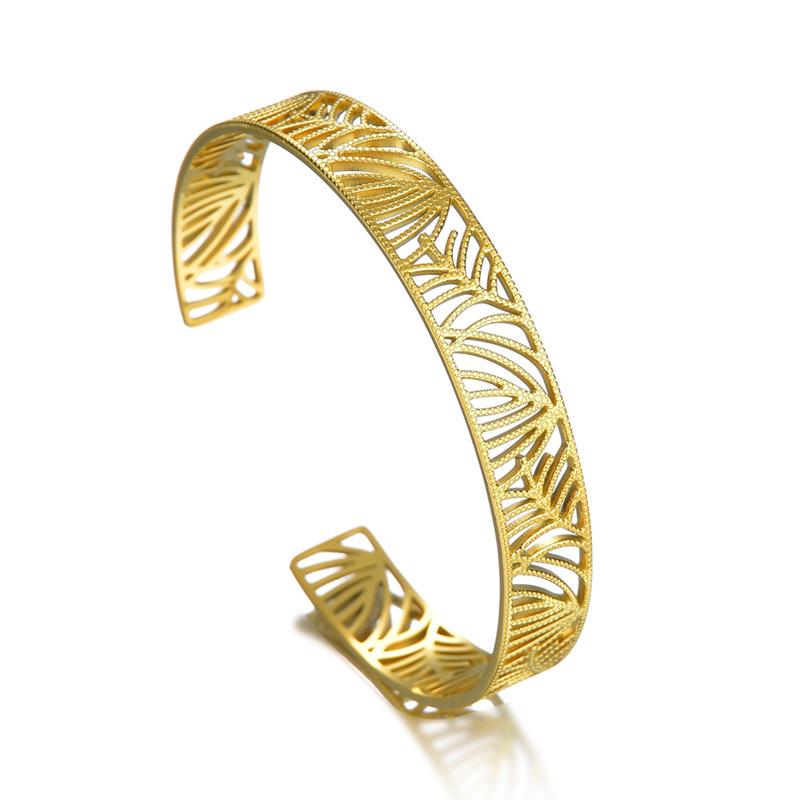 Punk Miami Cuban Stainless Steel Gold Leaf Hollow Open Bracelet New Fashion All-match Simple Lndependent Aesthetic Jewelry, Black
Punk Miami Cuban Stainless Steel Gold Leaf Hollow Open Bracelet New Fashion All-match Simple Lndependent Aesthetic Jewelry, Black