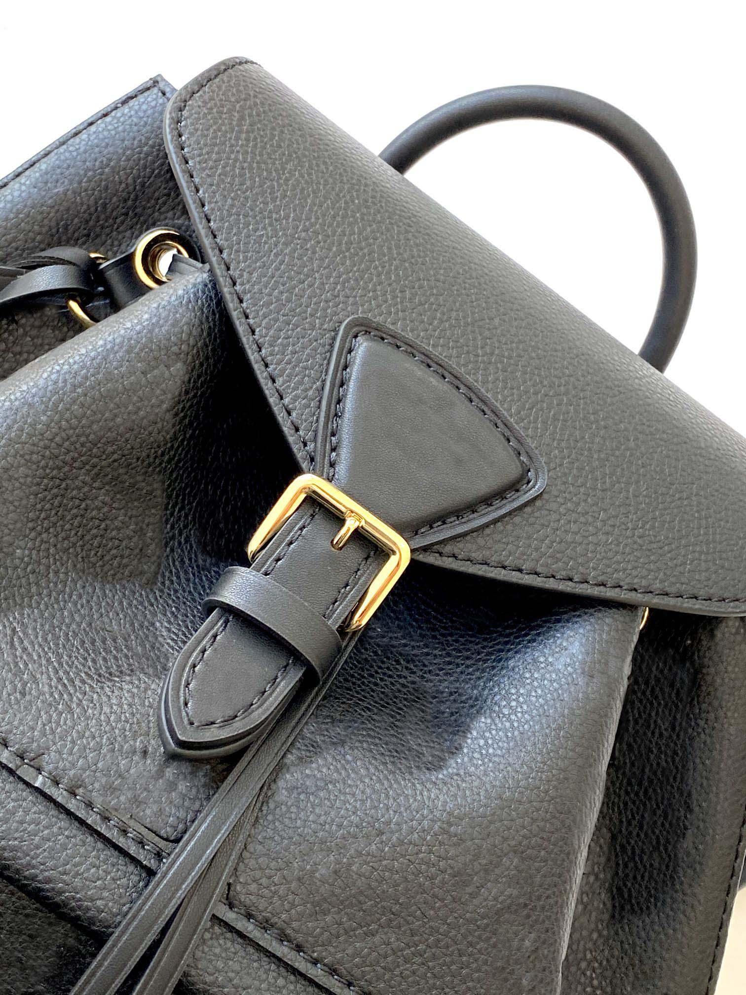M45410 M45205 MONTSOURIS BACKPACK embossed leather School Bags Removable Shoulder Strap fashion Cream Shoulder Bags girls Travel Bag M45397, Pink
M45410 M45205 MONTSOURIS BACKPACK embossed leather School Bags Removable Shoulder Strap fashion Cream Shoulder Bags girls Travel Bag M45397, Pink