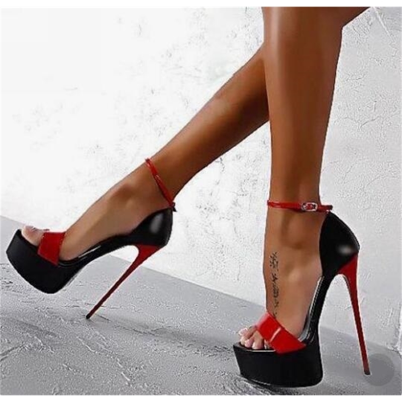 Elegant super heels gladiator black patent leather high ankle brace women's sandals summer, The picture
Elegant super heels gladiator black patent leather high ankle brace women's sandals summer, The picture
