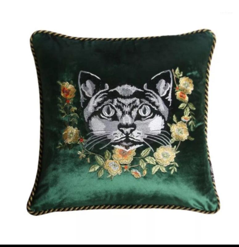 Velvet Cushion Cover Style Home Decor Embroidered Handmade Pillow Case Luxury European Decorative Sofa Throw1
Velvet Cushion Cover Style Home Decor Embroidered Handmade Pillow Case Luxury European Decorative Sofa Throw1