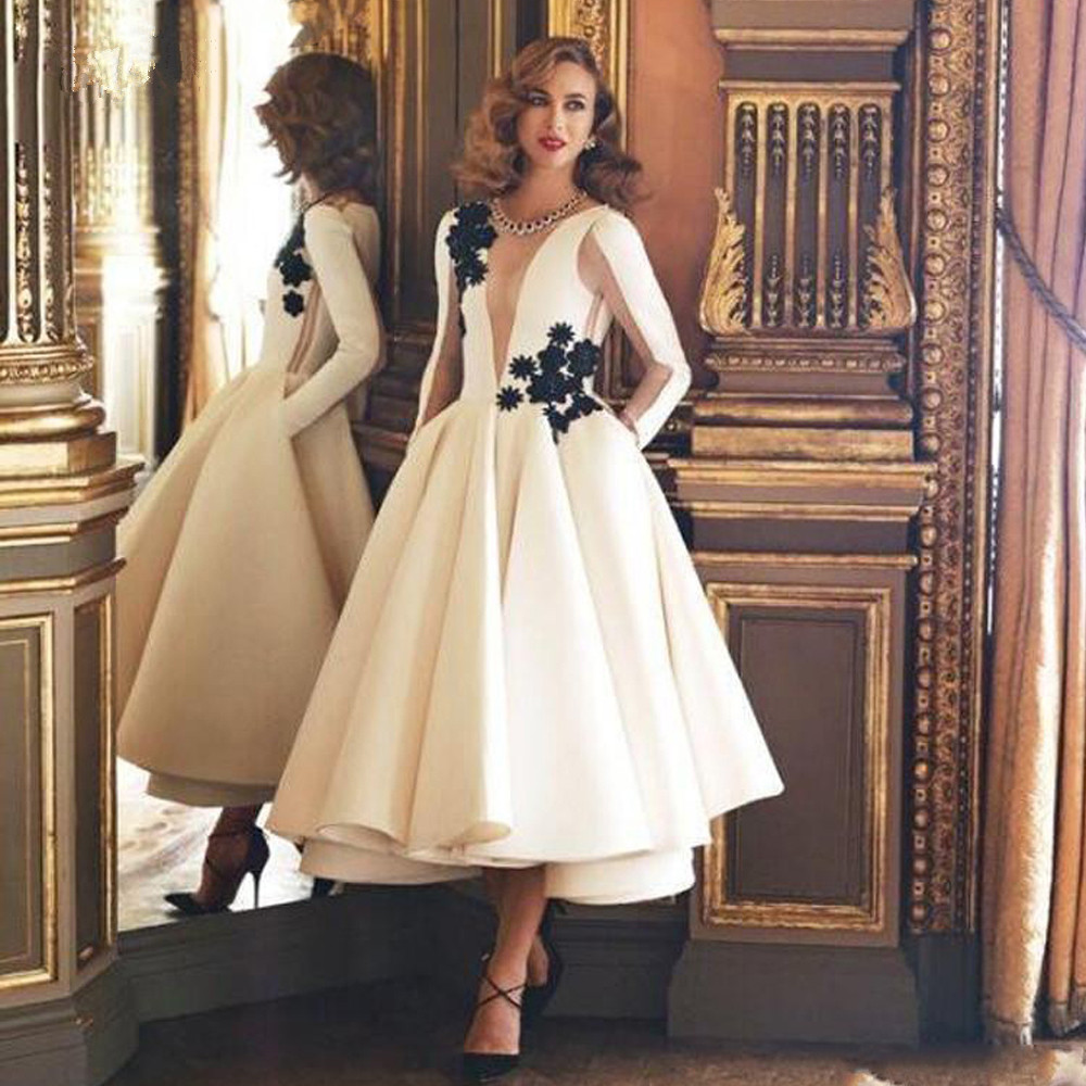 Simple Lace Appliques Short Wedding Dress Long Sleeves Ankle Length Custom Made Deep V Neck Wedding Dresses Robe De Mariée