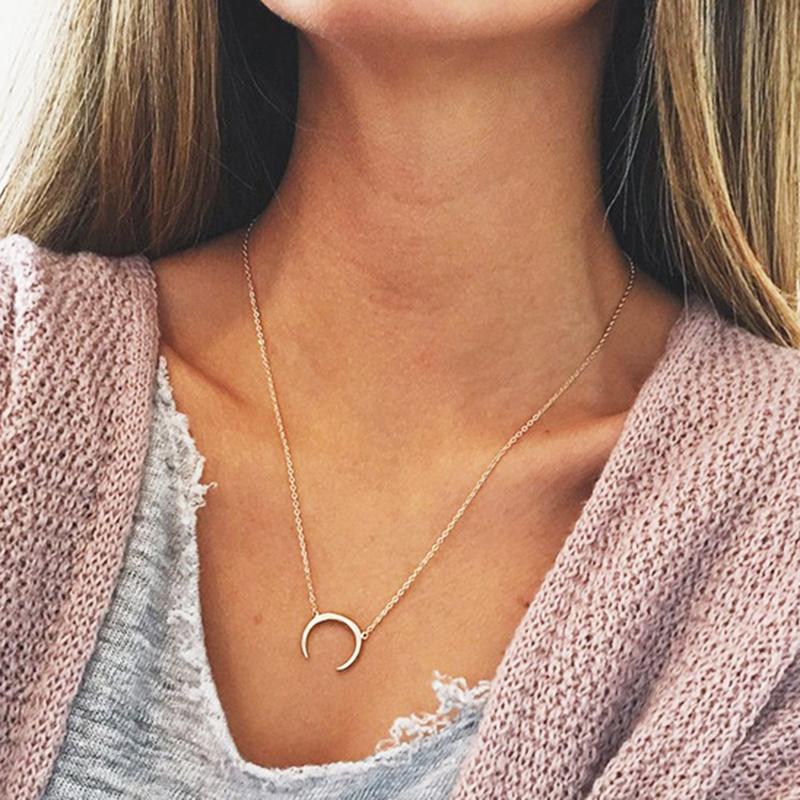 Simple European Style Long Chains Metal Moon Pendant Necklaces for Women Chain Clavicle Necklace Vintage Fashion Jewelry XR2027
Simple European Style Long Chains Metal Moon Pendant Necklaces for Women Chain Clavicle Necklace Vintage Fashion Jewelry XR2027