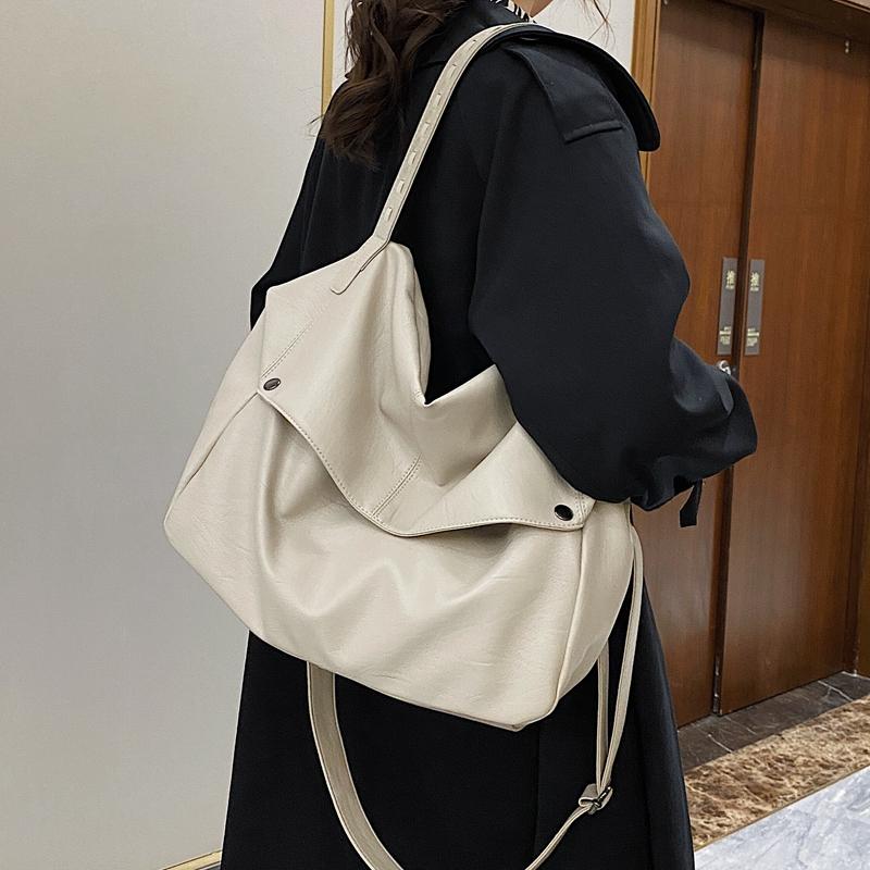 women large capacity unique design soft green beige black burgundy shoulder bag for female big causal crossbody bag
women large capacity unique design soft green beige black burgundy shoulder bag for female big causal crossbody bag