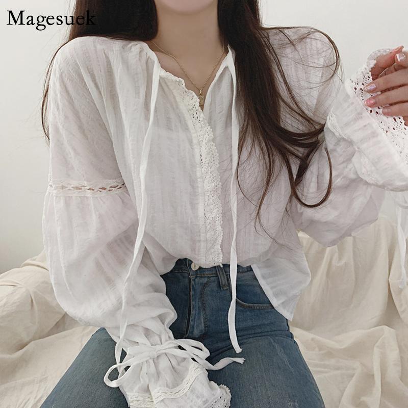 New Spring V-neck Oversize Harajuku Shirt Straps Lace Spliced White Blouses Women Casual Vintage Lantern Sleeve Solid Tops 12633
New Spring V-neck Oversize Harajuku Shirt Straps Lace Spliced White Blouses Women Casual Vintage Lantern Sleeve Solid Tops 12633