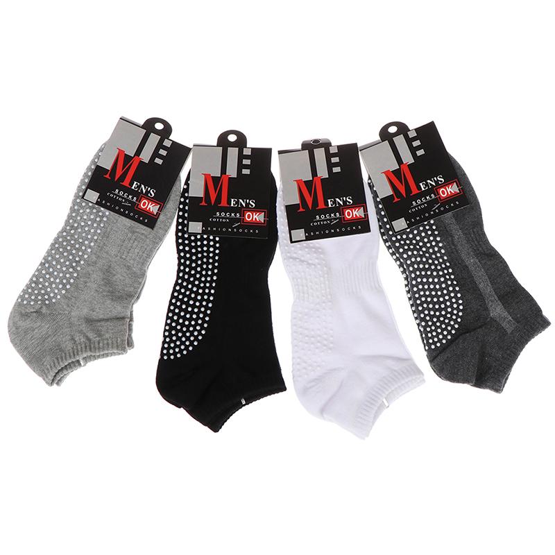 Men's Cotton Non-slip Yoga Socks with Grips Breathable Anti Skid Floor Socks for Pilates Gym Fitness Size 39-44, Black
Men's Cotton Non-slip Yoga Socks with Grips Breathable Anti Skid Floor Socks for Pilates Gym Fitness Size 39-44, Black