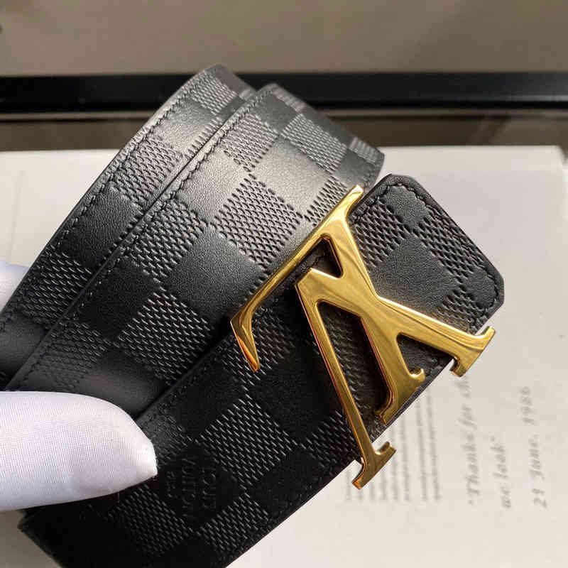 Leather leather business leisure wo old flower young man's belt men's trendy L letter buckle, Black
Leather leather business leisure wo old flower young man's belt men's trendy L letter buckle, Black