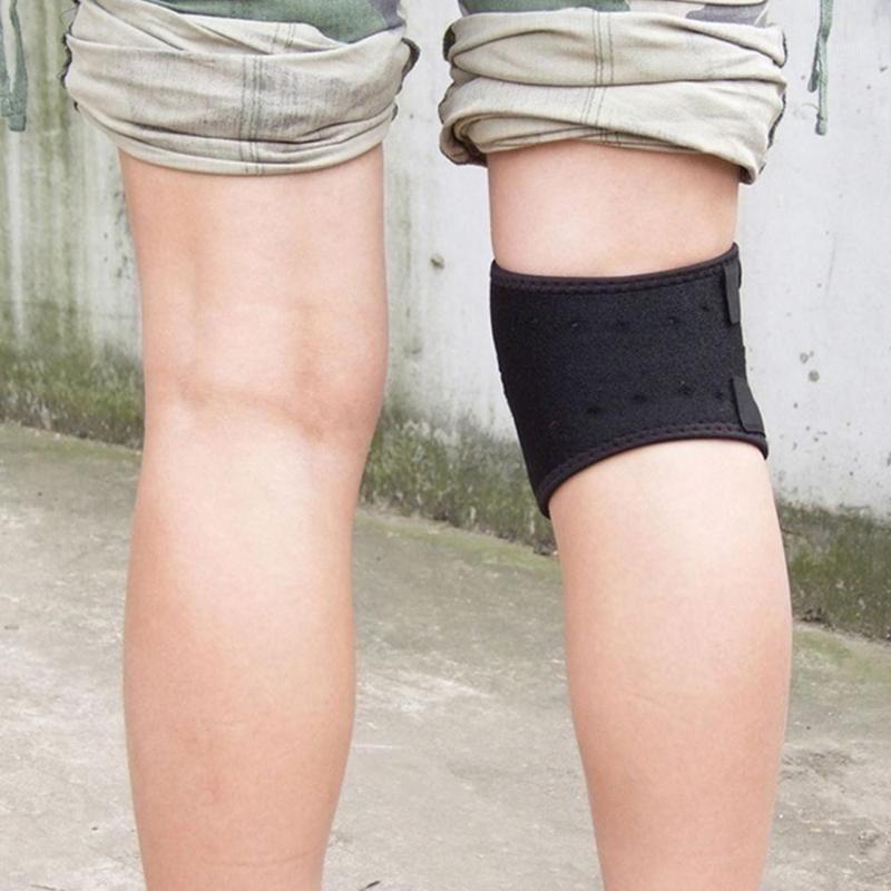 Durable Sponge Compression Sleeve Fitness Knee Brace Sports Protection Mat Joint Pain Riding Knee Pad Keep Warm Silicone Padded1, Blue 
Durable Sponge Compression Sleeve Fitness Knee Brace Sports Protection Mat Joint Pain Riding Knee Pad Keep Warm Silicone Padded1, Blue