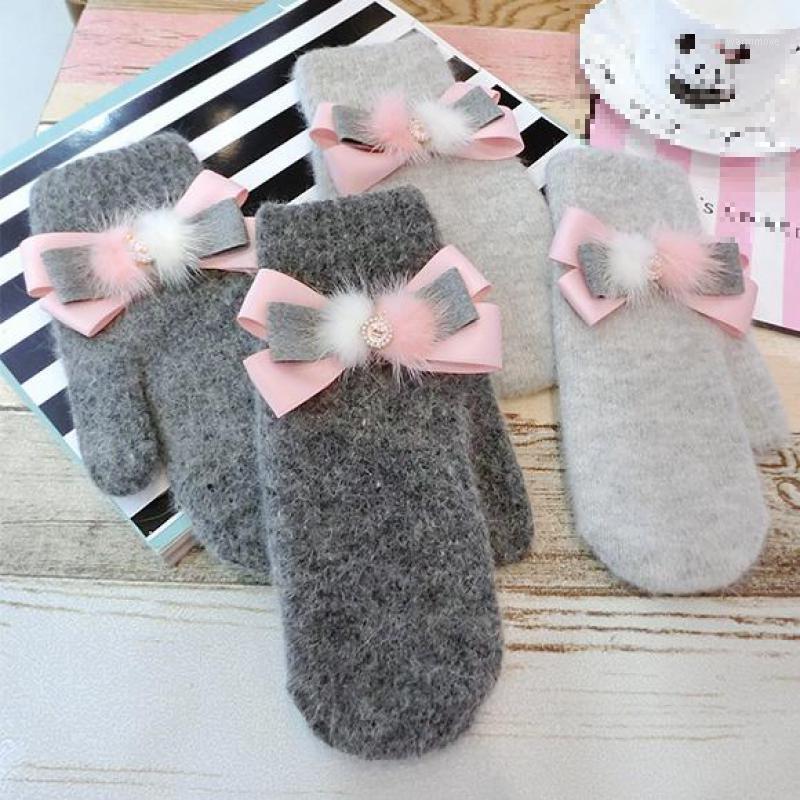 Women New Knitted Gloves Korean Version Autumn Winter Cute Warm Mittens High Quality Wool Blended Gloves Guantes De DamaAGL2091
Women New Knitted Gloves Korean Version Autumn Winter Cute Warm Mittens High Quality Wool Blended Gloves Guantes De DamaAGL2091