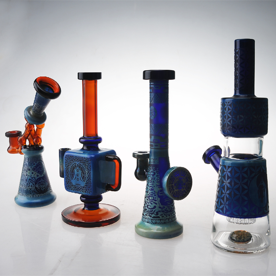 Chakra Bong Hookah/sandblasting/brilliant water filtering effect/superb smoking experience/custom-made/cool design/shanti and meditative look
Chakra Bong Hookah/sandblasting/brilliant water filtering effect/superb smoking experience/custom-made/cool design/shanti and meditative look