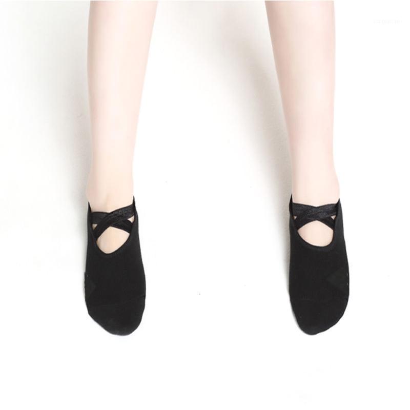 Women Sports Fitness Boat Pilates Yoga Socks Breathable Ballet Dance Sweatproof Cross Straps Silicone Anti-slip Elastic Gym Soft1, As pic
Women Sports Fitness Boat Pilates Yoga Socks Breathable Ballet Dance Sweatproof Cross Straps Silicone Anti-slip Elastic Gym Soft1, As pic