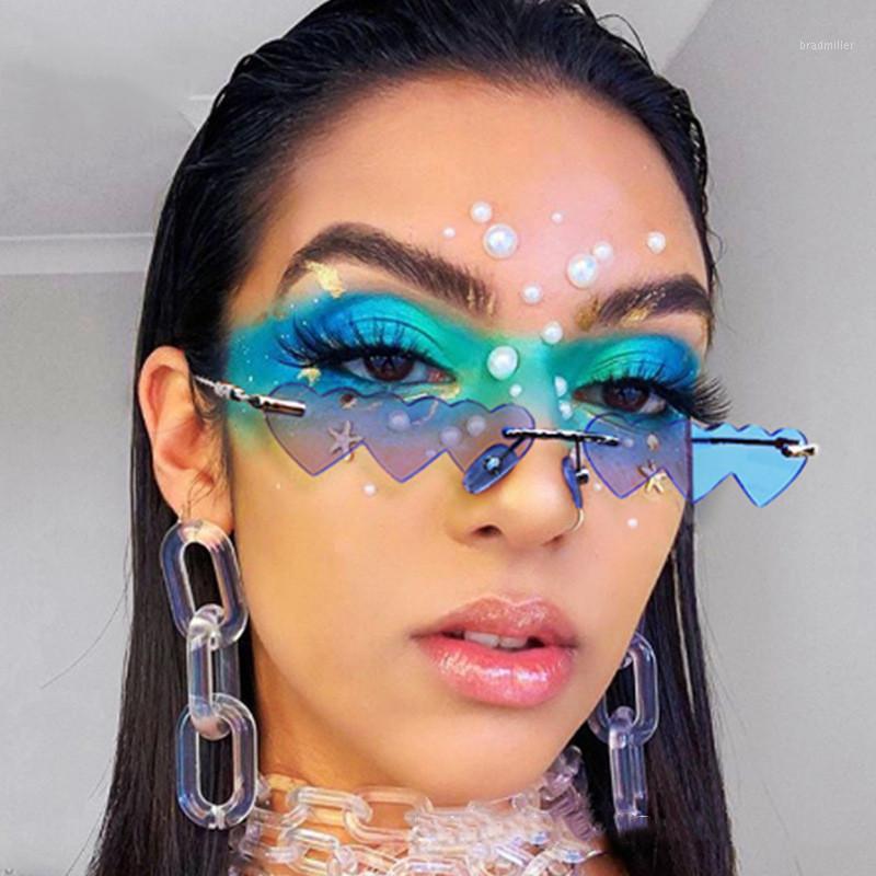 Sunglasses Personality Peach Heart Women's Metal Frameless Fashion European And American Prom Funny Glasses 6 Colors1
Sunglasses Personality Peach Heart Women's Metal Frameless Fashion European And American Prom Funny Glasses 6 Colors1