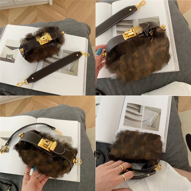 pwpmW High designer Quality Womens Designer Caviar Luxury old Purse stamp WalletCrossbody Bag Genuine Leather letter Strap Handbag Bags, Brown
pwpmW High designer Quality Womens Designer Caviar Luxury old Purse stamp WalletCrossbody Bag Genuine Leather letter Strap Handbag Bags, Brown
