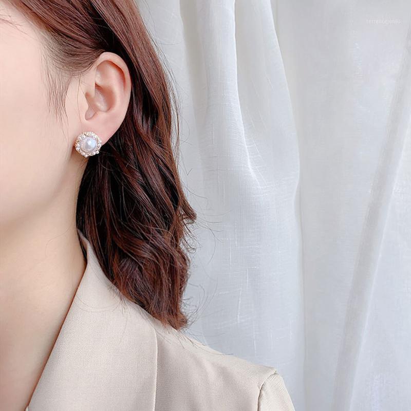 Stud Lovely Korean Imitation Pearl Earrings Ivory Round Elegant Small Studs For Office Girls Gift Women Friends1 
Stud Lovely Korean Imitation Pearl Earrings Ivory Round Elegant Small Studs For Office Girls Gift Women Friends1