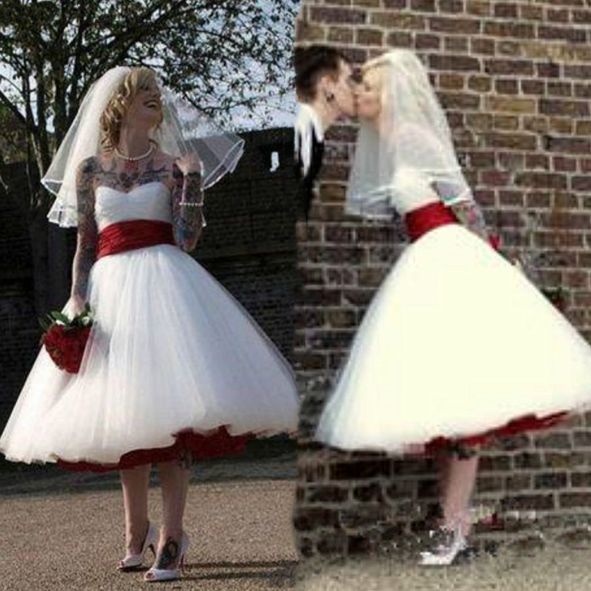 Rock and Roll Gothic Wedding Dresses with Dark Red Sash A-Line Knee Length Boho Tulle Short Bridal Dress Cheap Plus Size Wedding Gown, White
Rock and Roll Gothic Wedding Dresses with Dark Red Sash A-Line Knee Length Boho Tulle Short Bridal Dress Cheap Plus Size Wedding Gown, White