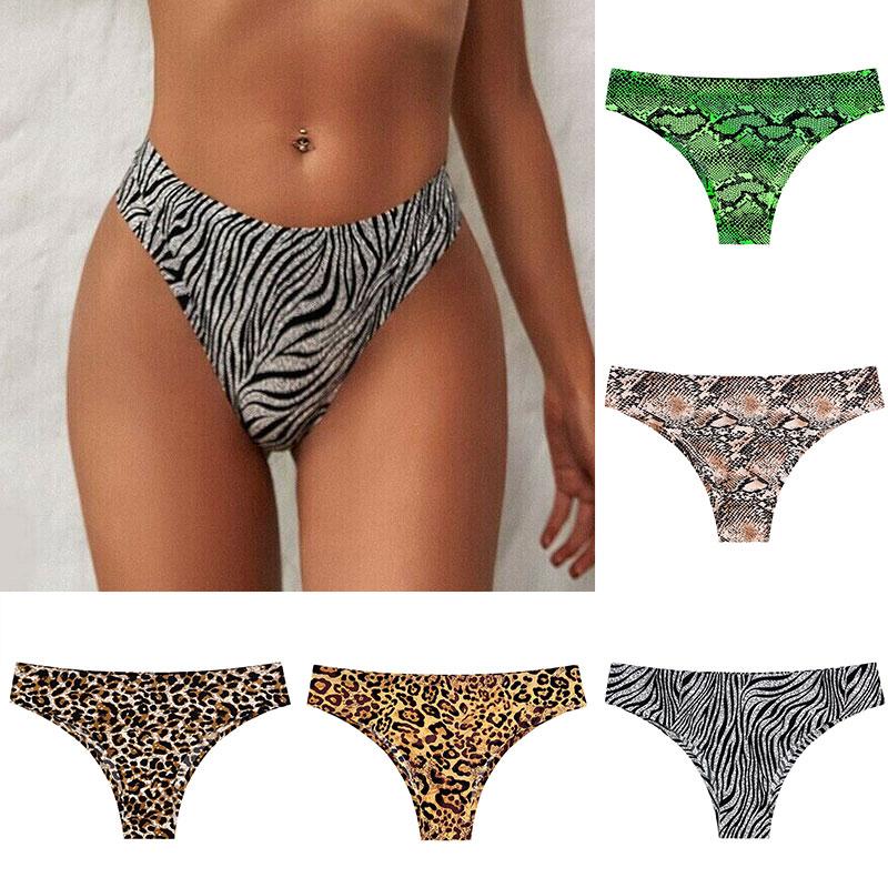 Sexy Leopard Print Briefs Women Low Waist Silk Breathable Thong Panties Comfy Cotton Seamless Underwear Underpants T-Back Female
Sexy Leopard Print Briefs Women Low Waist Silk Breathable Thong Panties Comfy Cotton Seamless Underwear Underpants T-Back Female