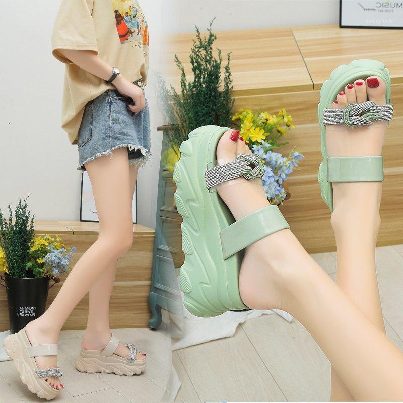 Rhinestone thick bottom increased slippers female wear 2020 new summer wild fashion Roman sandals and slippers Z9021, Beige
Rhinestone thick bottom increased slippers female wear 2020 new summer wild fashion Roman sandals and slippers Z9021, Beige