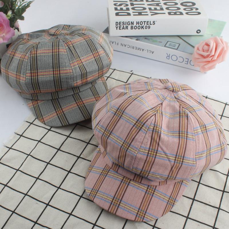 New high-quality beret female plaid retro painter hat autumn England all-match casual octagonal hat1 
New high-quality beret female plaid retro painter hat autumn England all-match casual octagonal hat1