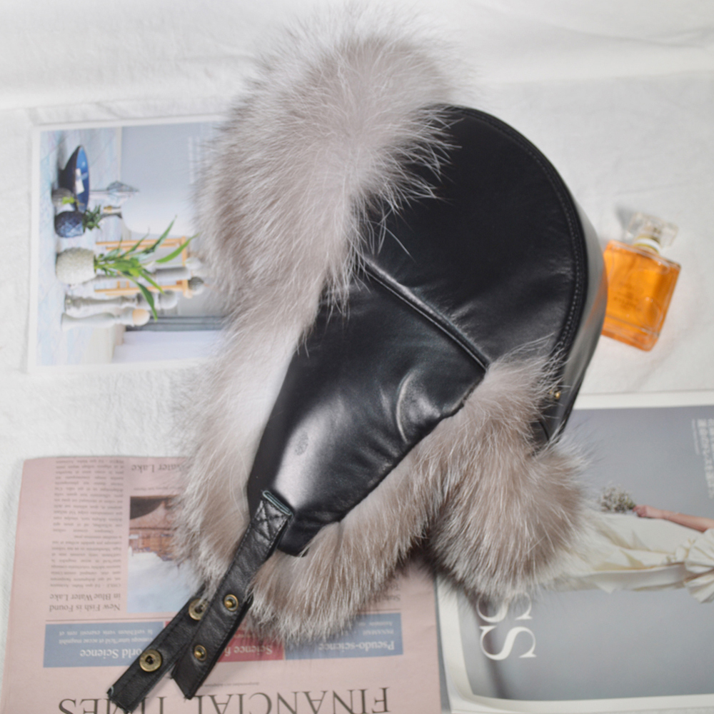Men in the open wind-proof winter fox raccoon-quality hats raccoon skin cap real luxury man lambskin leather hat, Black
Men in the open wind-proof winter fox raccoon-quality hats raccoon skin cap real luxury man lambskin leather hat, Black