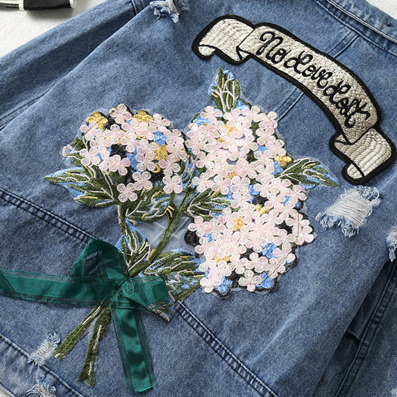ZQLZ Autumn Women Denim Jacket Bomber Appliques Vintage Elegant Outwear Autumn Hole Female Jacket Coat Casual Jeans Tops 201109