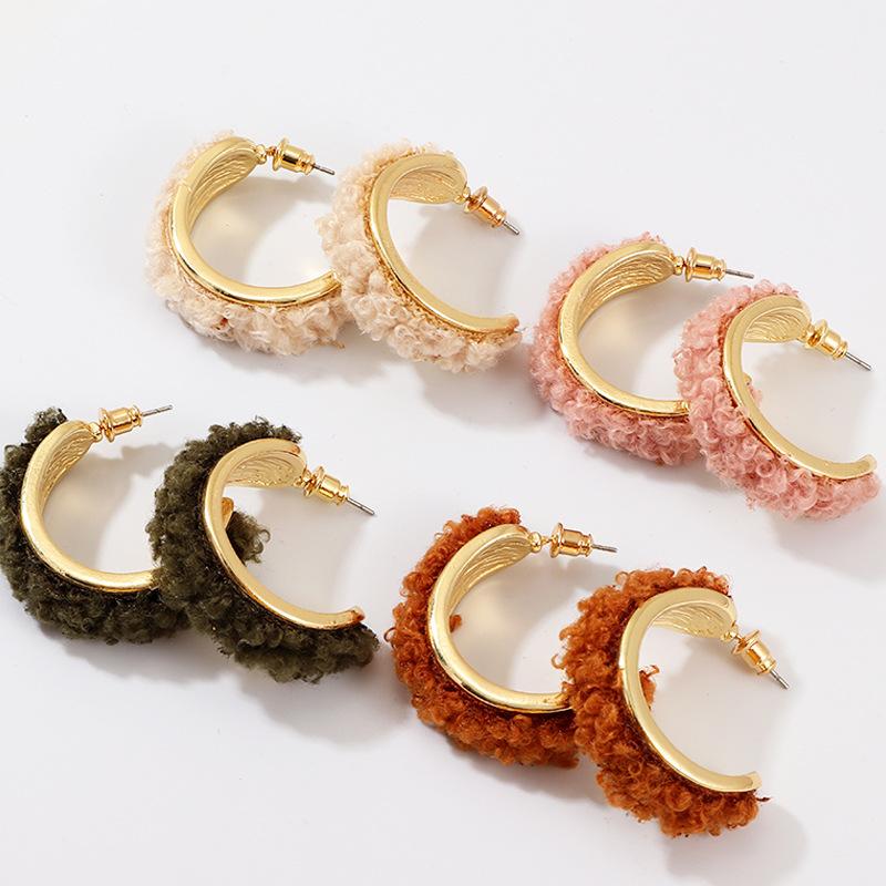 Fashion Pompom Circle Round Hoop Earrings for Women Big Statement Earrings Female Jewelry Pendientes Hanging
Fashion Pompom Circle Round Hoop Earrings for Women Big Statement Earrings Female Jewelry Pendientes Hanging