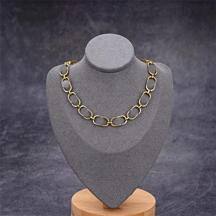 Vintage Letter Chain Necklace Bracelet Women Brand Clavicle Chain Necklaces Metal Designer Choker Bracelet Hip Hop Necklace Gift For Party, As pic
Vintage Letter Chain Necklace Bracelet Women Brand Clavicle Chain Necklaces Metal Designer Choker Bracelet Hip Hop Necklace Gift For Party, As pic