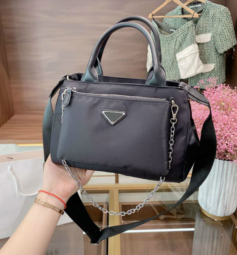 2021 Brand New Women Handbags Purses Luxury Totes Chain Bags 3-pics Nylon Shopping Shoulder Bag Designers Crossbody Bags PD21010601
2021 Brand New Women Handbags Purses Luxury Totes Chain Bags 3-pics Nylon Shopping Shoulder Bag Designers Crossbody Bags PD21010601