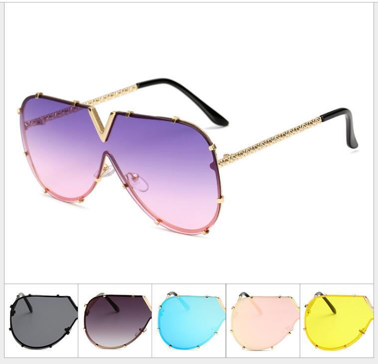 2021 ditaeds Oversized Shield Sunglasses Visor Men Women One Peice Sunny Windproof Mask Sun Glasses Flat Top Hood Goggle gafas
2021 ditaeds Oversized Shield Sunglasses Visor Men Women One Peice Sunny Windproof Mask Sun Glasses Flat Top Hood Goggle gafas