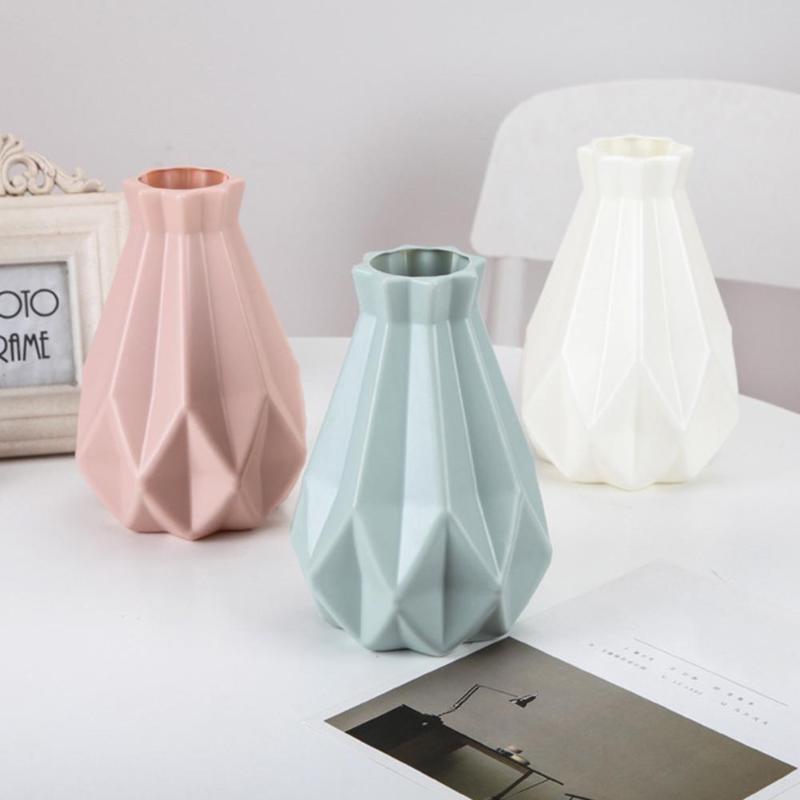 Nordic Style Flower Basket Flower Vase Origami Plastic Shatter-proof Vase Bottle Imitation Ceramic Pot Home Decoration
Nordic Style Flower Basket Flower Vase Origami Plastic Shatter-proof Vase Bottle Imitation Ceramic Pot Home Decoration