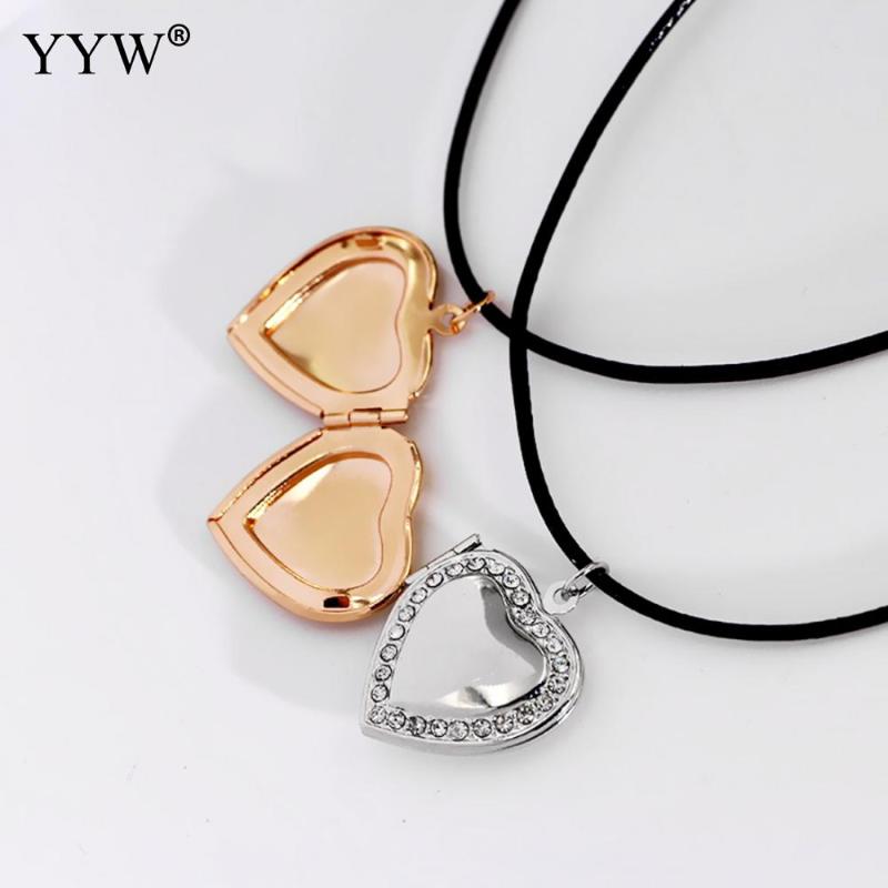 Fashion Locket Necklace Heart Shaped Friend Photo Picture Frame Locket Pendant For Necklace Romantic Fashion Jewelry
Fashion Locket Necklace Heart Shaped Friend Photo Picture Frame Locket Pendant For Necklace Romantic Fashion Jewelry