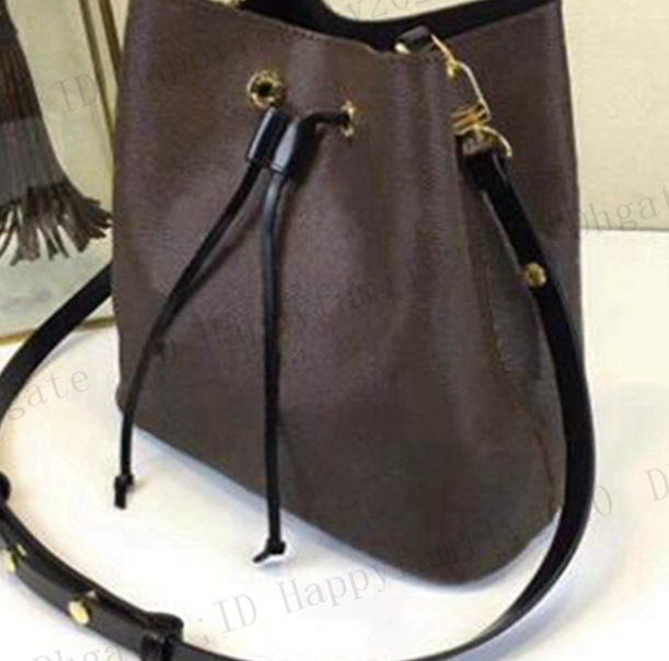 2020 High quality Shoulder Bags leather handbags wallets high quality for men women bag designerd Totes messenger bags Cross body d23
2020 High quality Shoulder Bags leather handbags wallets high quality for men women bag designerd Totes messenger bags Cross body d23