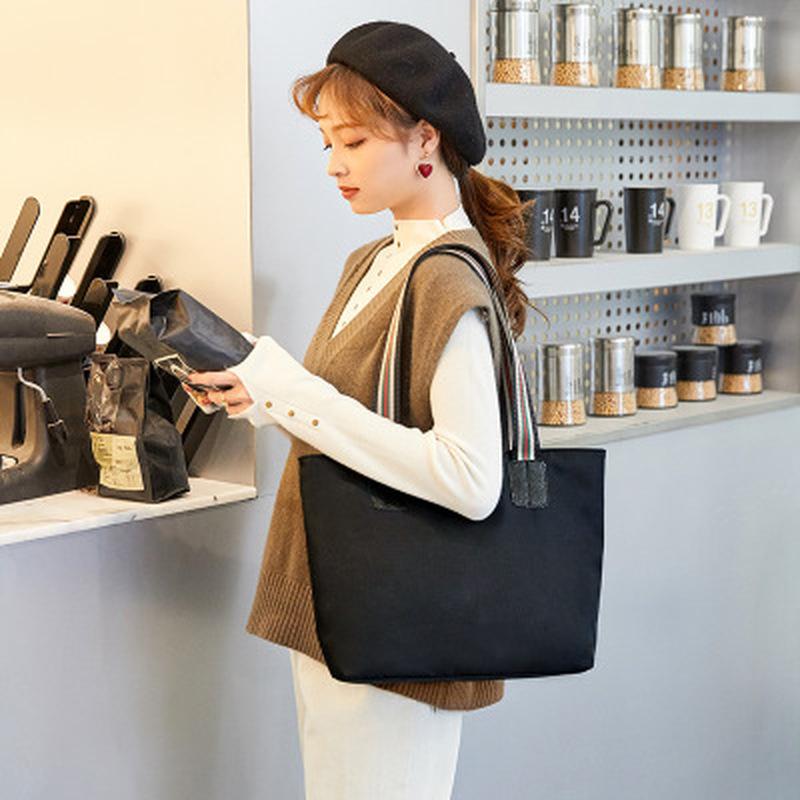 The new shopping bag handbag han edition Oxford cloth single shoulder bag ladies handbags handbags waterproof, Black
The new shopping bag handbag han edition Oxford cloth single shoulder bag ladies handbags handbags waterproof, Black