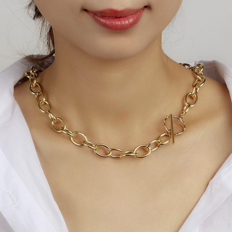 BOAKO Hip Hop Gold Color Thick Chain Necklace Circle OT Buckle Clavicle Metal Link Necklace for Women Choker Fashion Jewelry
BOAKO Hip Hop Gold Color Thick Chain Necklace Circle OT Buckle Clavicle Metal Link Necklace for Women Choker Fashion Jewelry