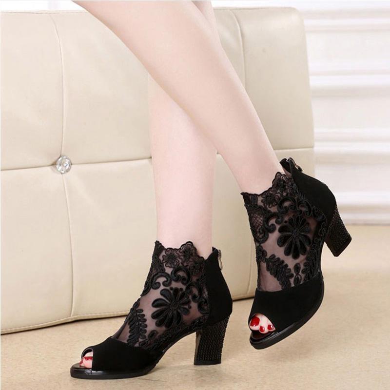 Summer Women Lace Peep Toe Sandals Sexy Pumps Breathable Mesh Single Shoes High Quality PU Platform Classic Party Ladies Shoes1, Black
Summer Women Lace Peep Toe Sandals Sexy Pumps Breathable Mesh Single Shoes High Quality PU Platform Classic Party Ladies Shoes1, Black