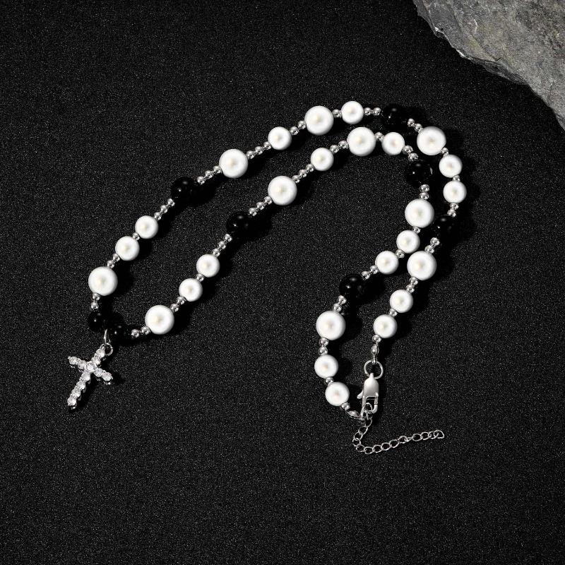 Pendant Necklaces Hip Hop Necklace Black And White Reflective Pearl Cross Stainless Steel ABS Men's Lock Bone Chain
Pendant Necklaces Hip Hop Necklace Black And White Reflective Pearl Cross Stainless Steel ABS Men's Lock Bone Chain