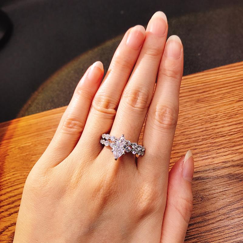 Cluster Rings ELSIEUNEE 100 925 Sterling Silver Marquise Simulated Moissanite Diamond Wedding Engagement Ring Bridal Sets Wholesa
