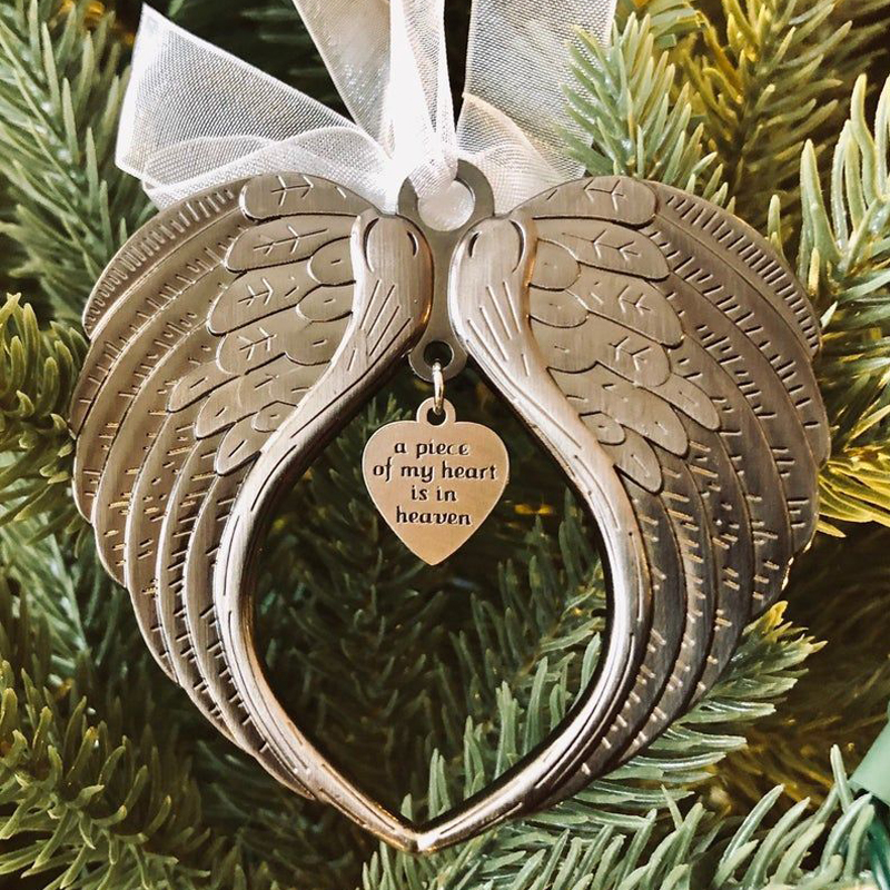 Christmas Angel Wing Ornament Stylish Pendant For Decoration A Piece Of My Heart Is In Heaven Christmas Memorial Decoration
Christmas Angel Wing Ornament Stylish Pendant For Decoration A Piece Of My Heart Is In Heaven Christmas Memorial Decoration