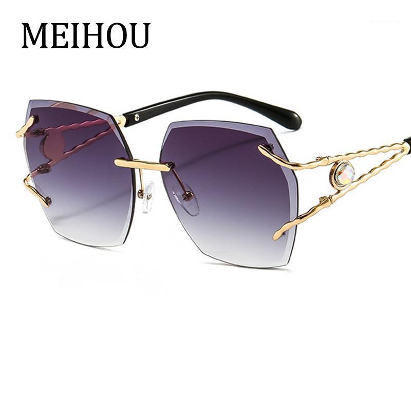 2021 Fashion Rimless Sunglasses Women Vintage Square Gradient Oversized Shades Glasses Luxury Designer Metal Sunglasses UV4001
2021 Fashion Rimless Sunglasses Women Vintage Square Gradient Oversized Shades Glasses Luxury Designer Metal Sunglasses UV4001