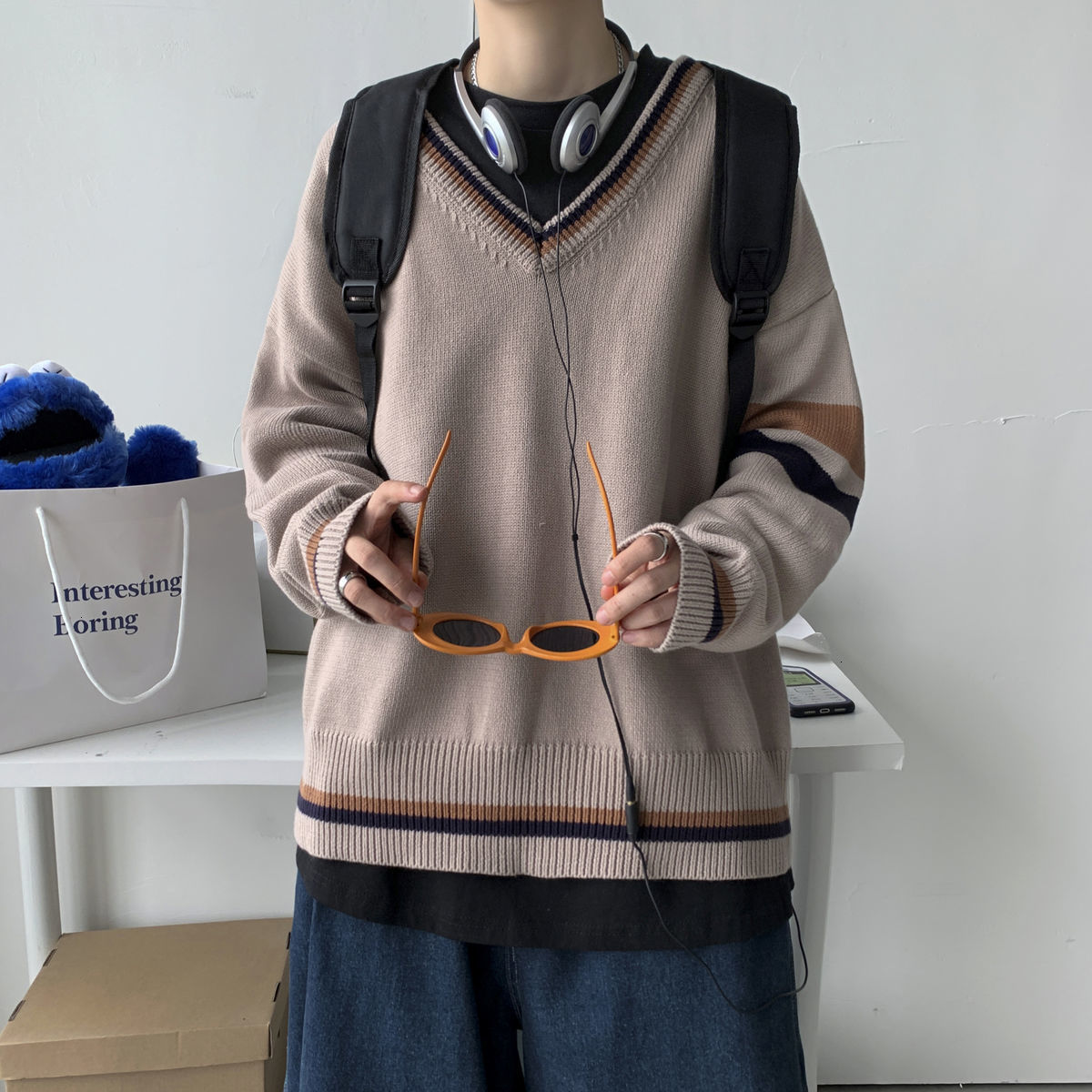 Sweater 2021 Men's Autumn New Thick Knitted Shirt Leisure Youth Clothing UEHA, Khaki.
Sweater 2021 Men's Autumn New Thick Knitted Shirt Leisure Youth Clothing UEHA, Khaki.