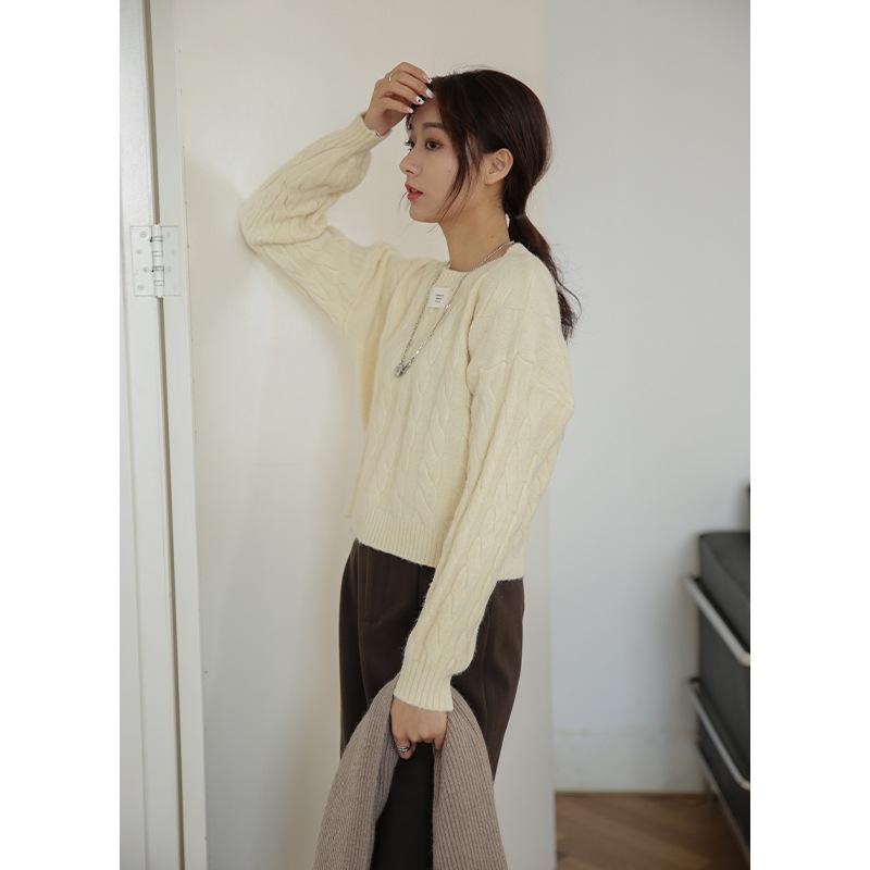 New Winter College Style Women Twist Sweater Loose Solid Color Round Collar Cashmere Knitted Pullover Casual Y99, White
New Winter College Style Women Twist Sweater Loose Solid Color Round Collar Cashmere Knitted Pullover Casual Y99, White